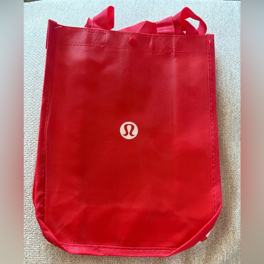 NWT Lululemon hooded define jacket size 12 - Picture 4 of 4